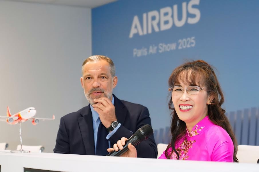 Chủ tịch HĐQT Vietjet Nguyễn Thị Phương Thảo phát biểu tại lễ ký kết giữa Vietjet và Airbus