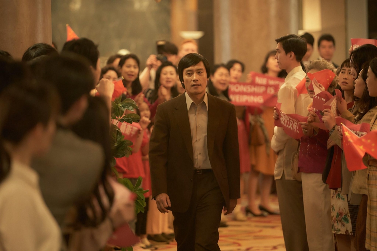 "The Match" do Lee Byung Hun đóng chính kể về câu chuyện sâu sắc về mối quan hệ thầy - trò giữa một huyền thoại đã thành danh và một thần đồng đầy triển vọng.