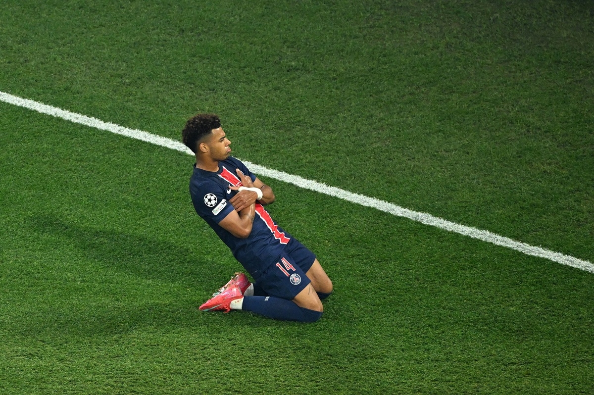 Tiền đạo trẻ Doue có 1 bàn thắng và 1 kiến tạo. (Ảnh: Reuters). 