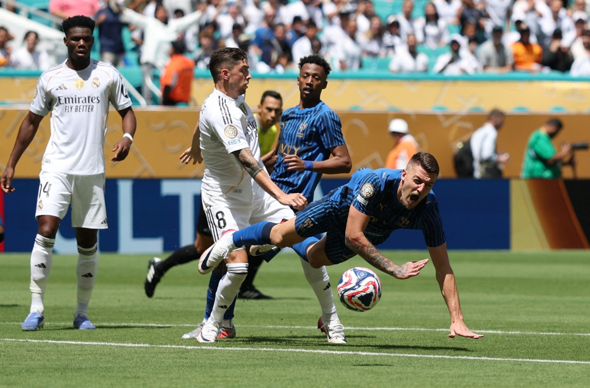 Al Hilal đang có thế trận tốt trước Real Madrid (Ảnh: Reuters).