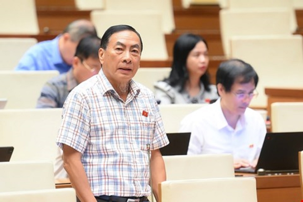 Đại biểu Phạm Văn Hòa (Đồng Tháp) chất vấn       Ảnh: Media Quốc hội