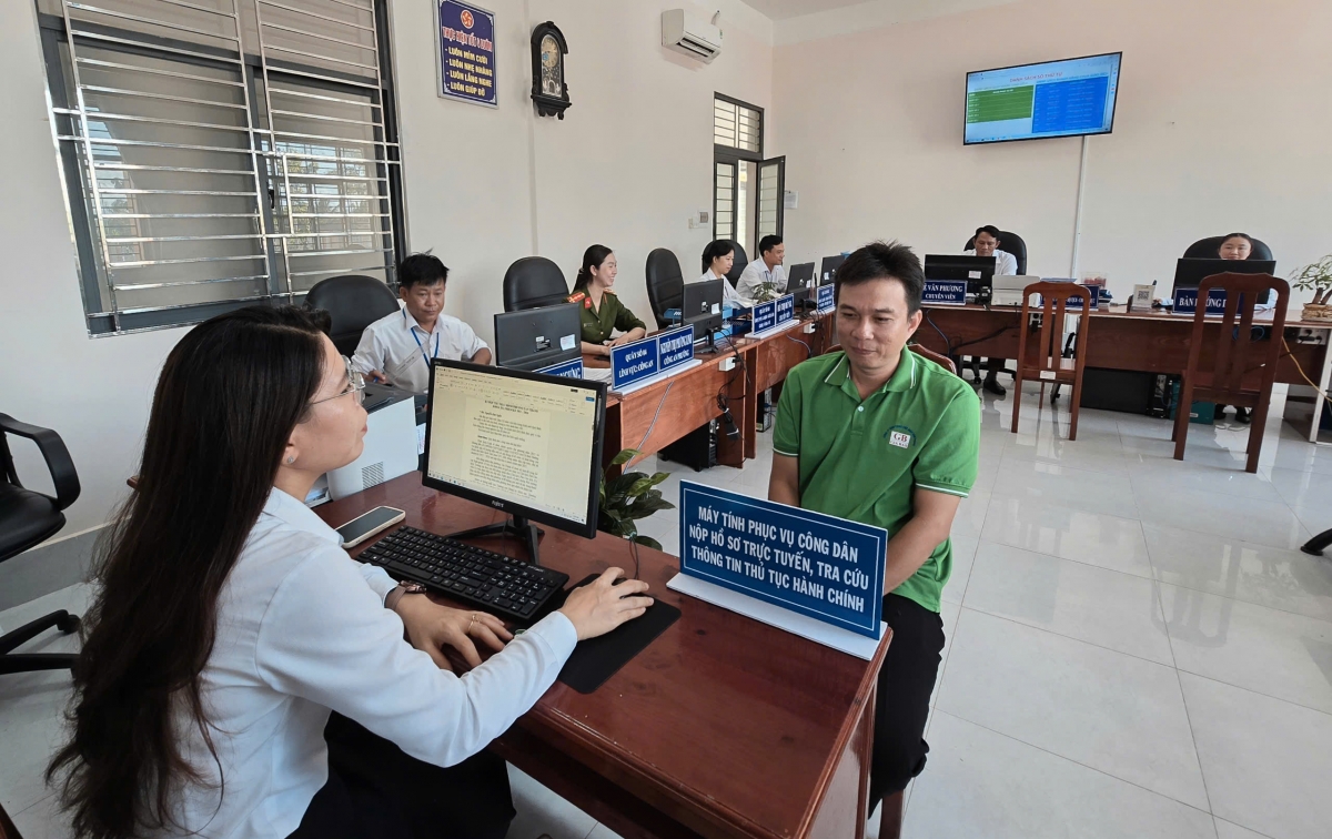 Trung tâm Giải quyết thủ tục hành chính phường Tân Thành vận hành thử nghiệm