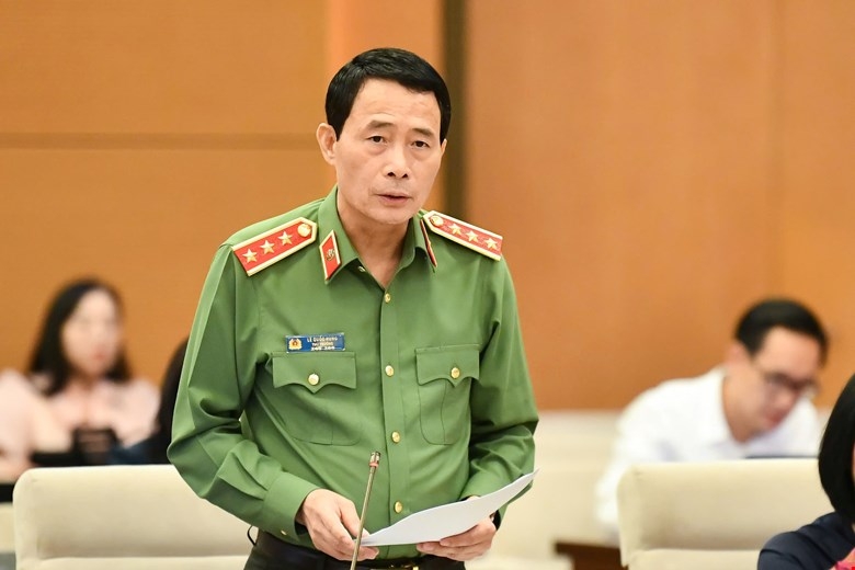 Thứ trưởng Bộ Công an Lê Quốc Hùng