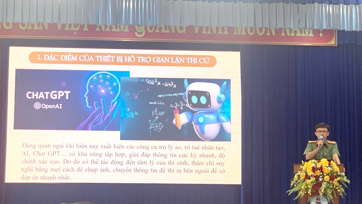 Việc sử dụng các thiết bị công nghệ cao gian lận trong thi cử ngày càng tinh vi