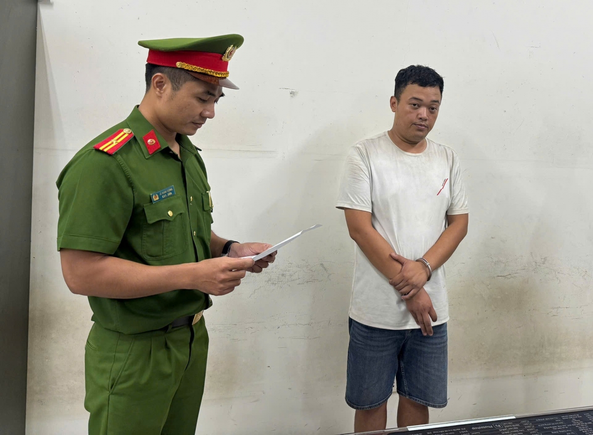 Lái xe Thái Ngọc Anh tại cơ quan Công an