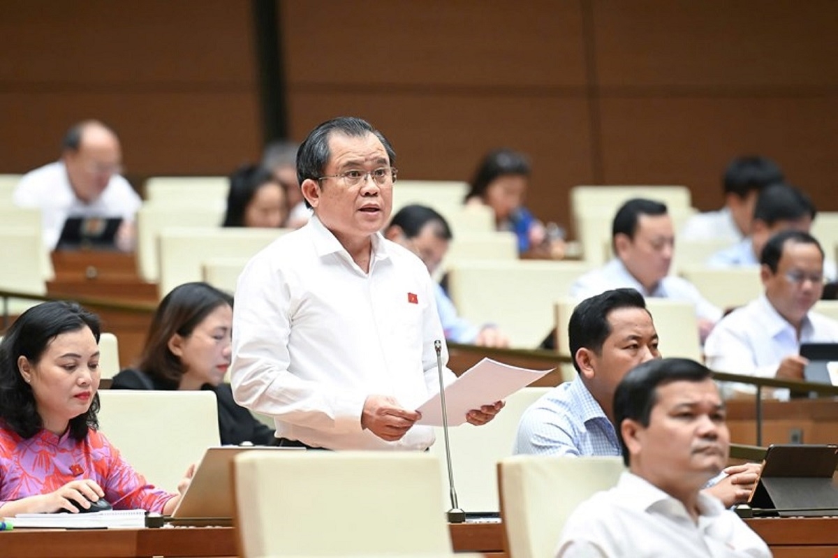Đại biểu Nguyễn Tâm Hùng, Đoàn ĐBQH tỉnh Bà Rịa - Vũng Tàu                     Ảnh: Media Quốc hội