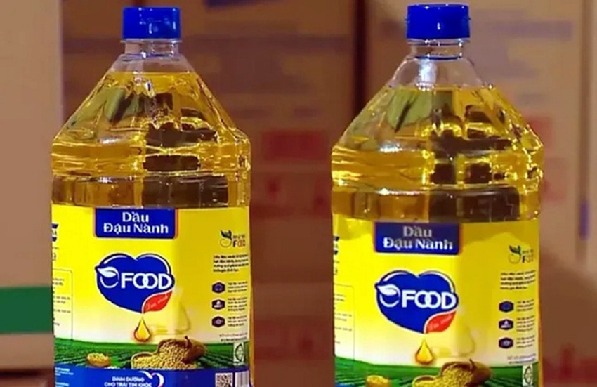 Dầu ăn thực vật để làm thức ăn chăn nuôi - Ảnh: VTV