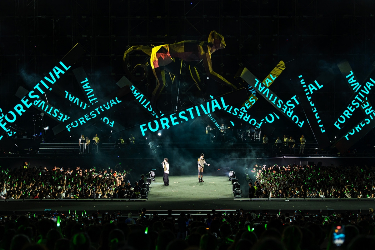 Dàn nghệ sĩ cùng nhau lan tỏa thông điệp nhân văn về di sản, thiên nhiên và trách nhiệm cộng đồng.