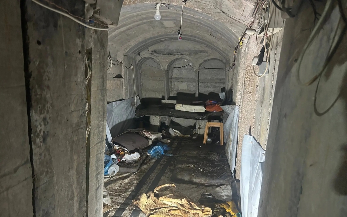 Căn phòng nơi thủ lĩnh Hamas, Muhammad Sinwar, được phát hiện đã chết. Ảnh: NY Times.