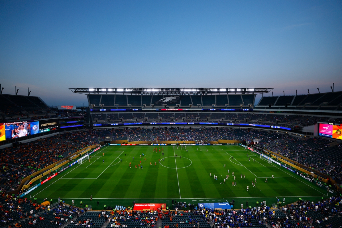 Quang cảnh sân Lincoln Financial trước trận đấu (Ảnh: Reuters)