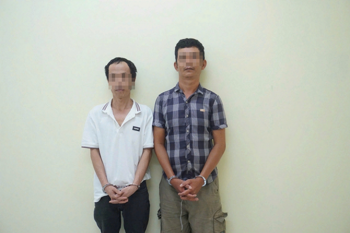 Từ trái qua, Ngô Sơn Hà, Trần Như Phước. (Ảnh: CACC)