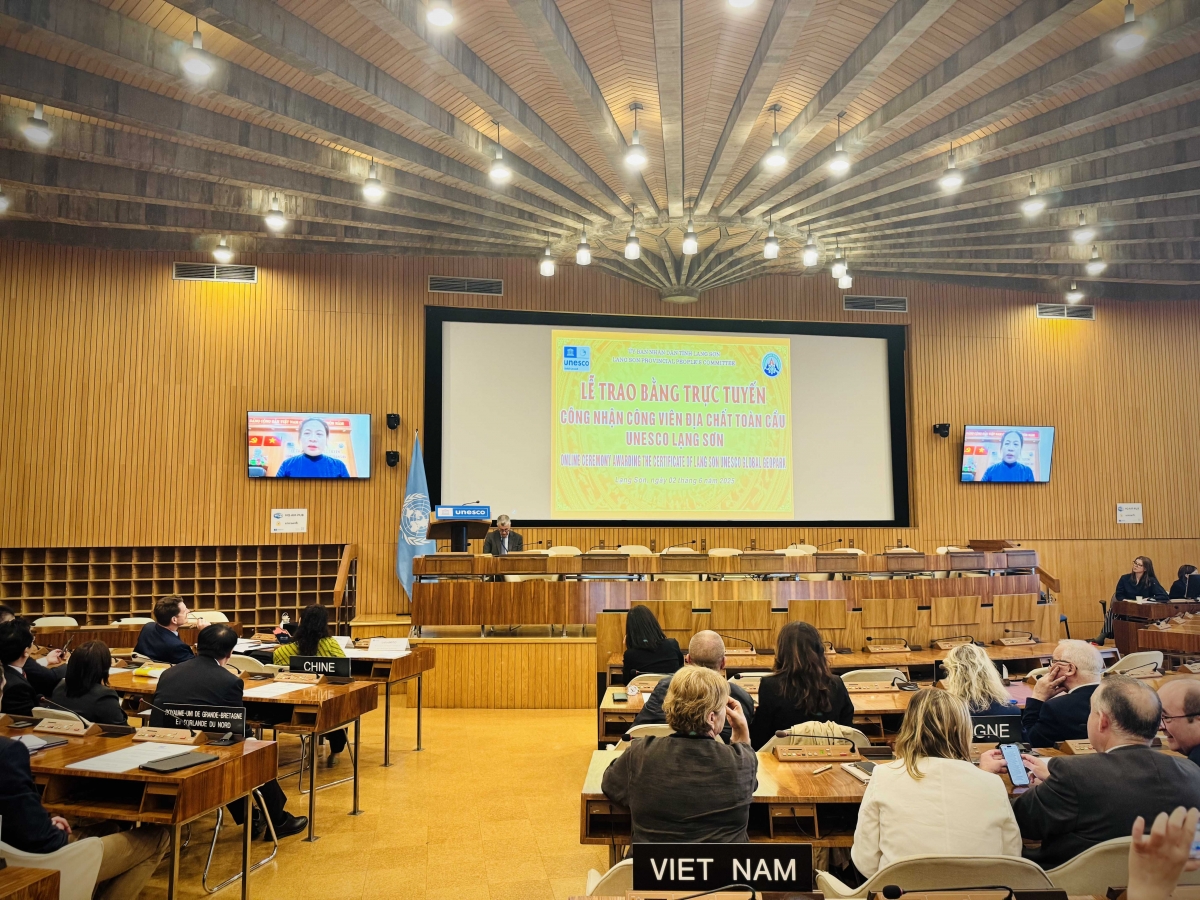 UNESCO trao bằng công nhận Công viên địa chất Lạng Sơn là Công viên địa chất toàn cầu