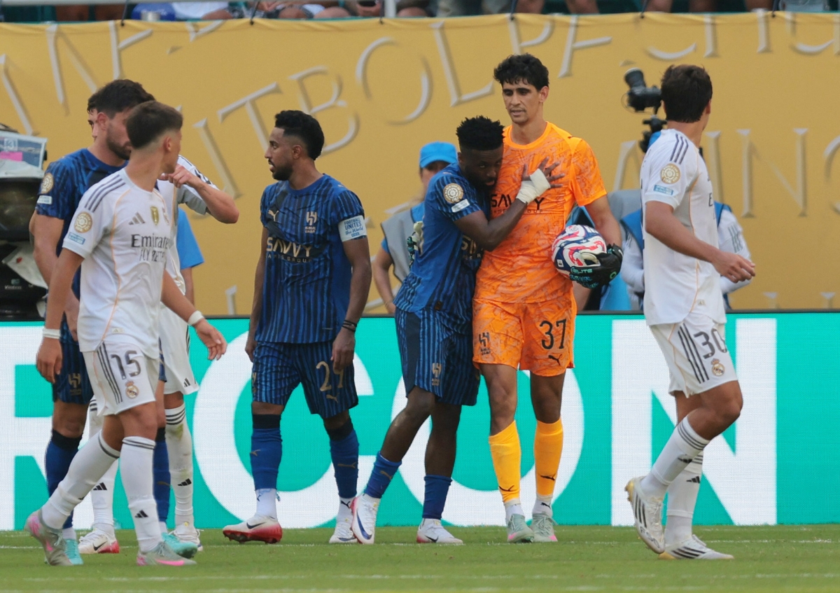 Thủ môn Yassine Bounou là người hùng của Al Hilal (Ảnh: Reuters).