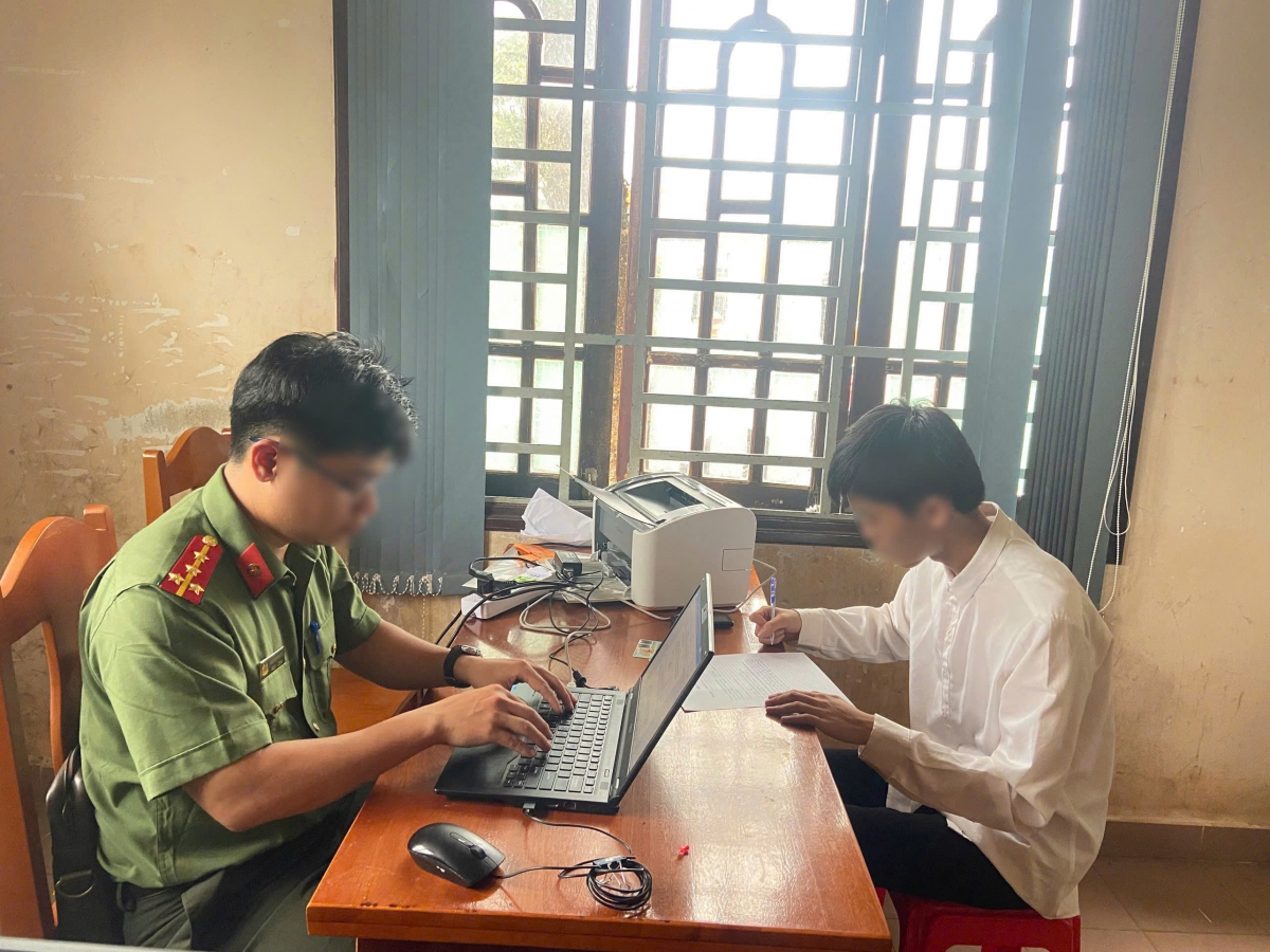 Cơ quan công an làm việc với thí sinh N.P.T.S