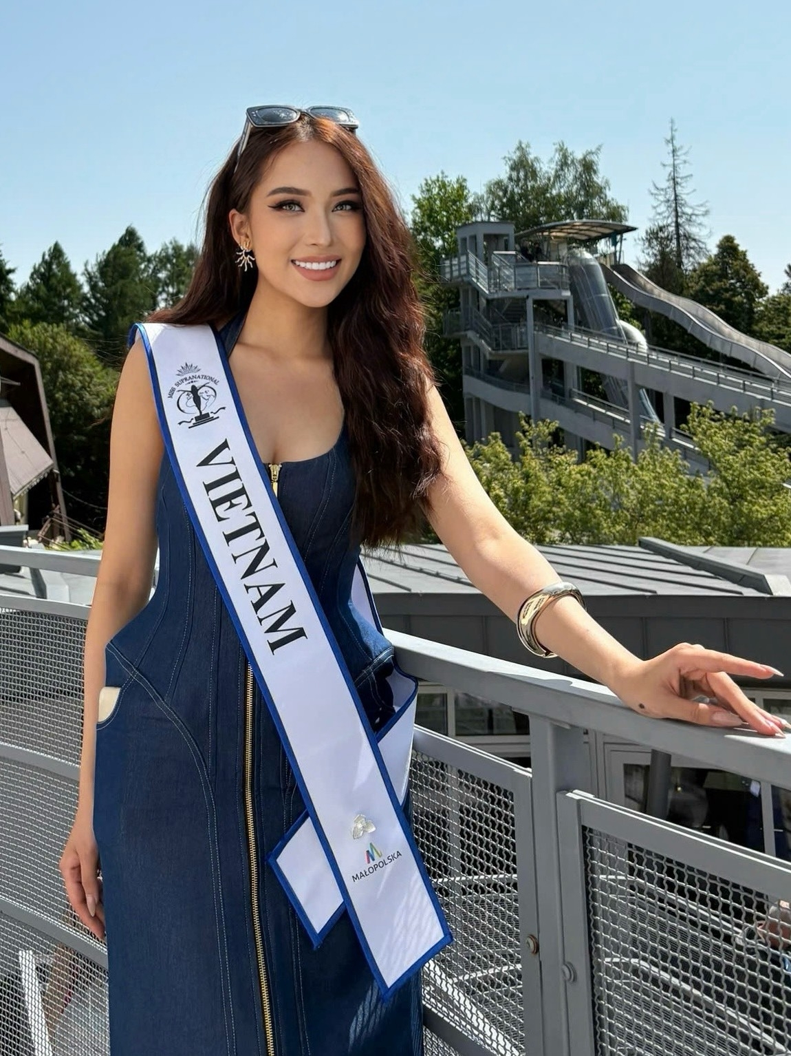 Hoa hậu Kỳ Duyên tại đấu trường Miss Supranational 2025. Ảnh: NVCC
