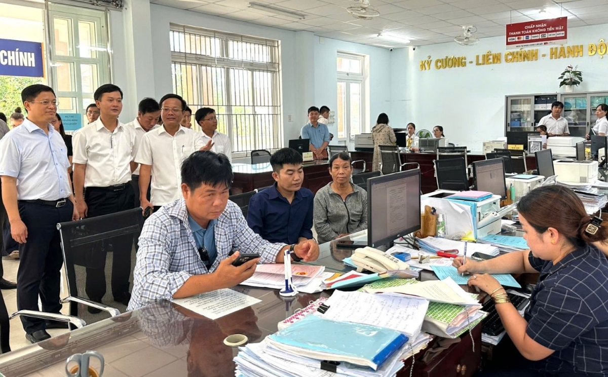 Lãnh đạo UBND thành phố Huế kiểm tra công tác chuẩn bị tại xã Quảng Điền mới