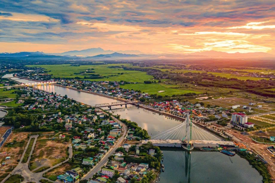 Toàn cảnh địa hình tỉnh Quảng Trị.