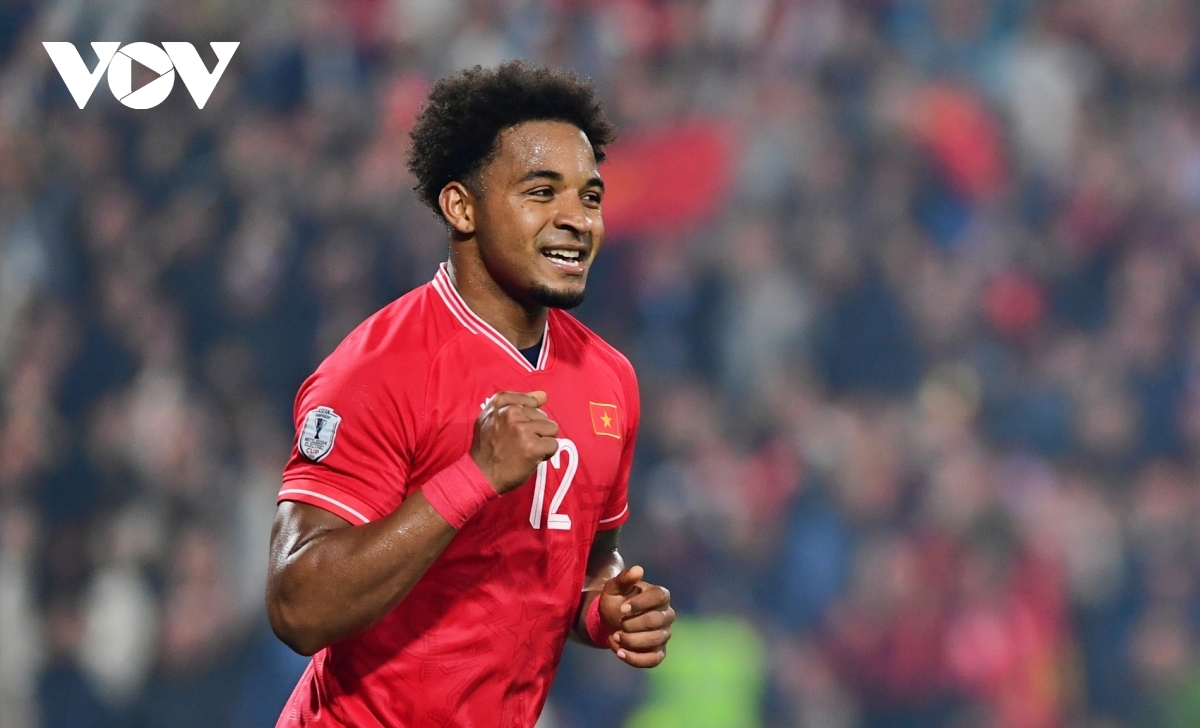 Xuân Son trở lại giúp hàng công của ĐT Việt Nam có nhiều phương án nguy hiểm hơn.