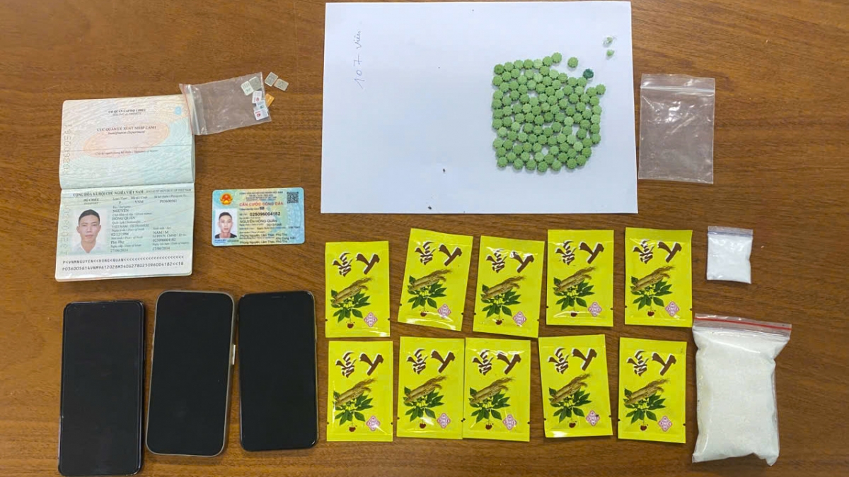 Tang vật thu giữ (ảnh H.B)