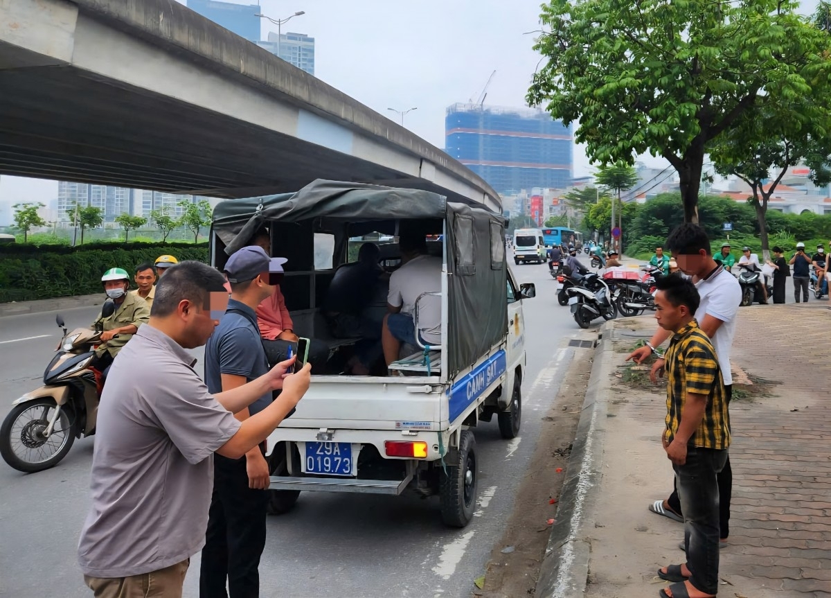 Công an dựng lại hiện trường