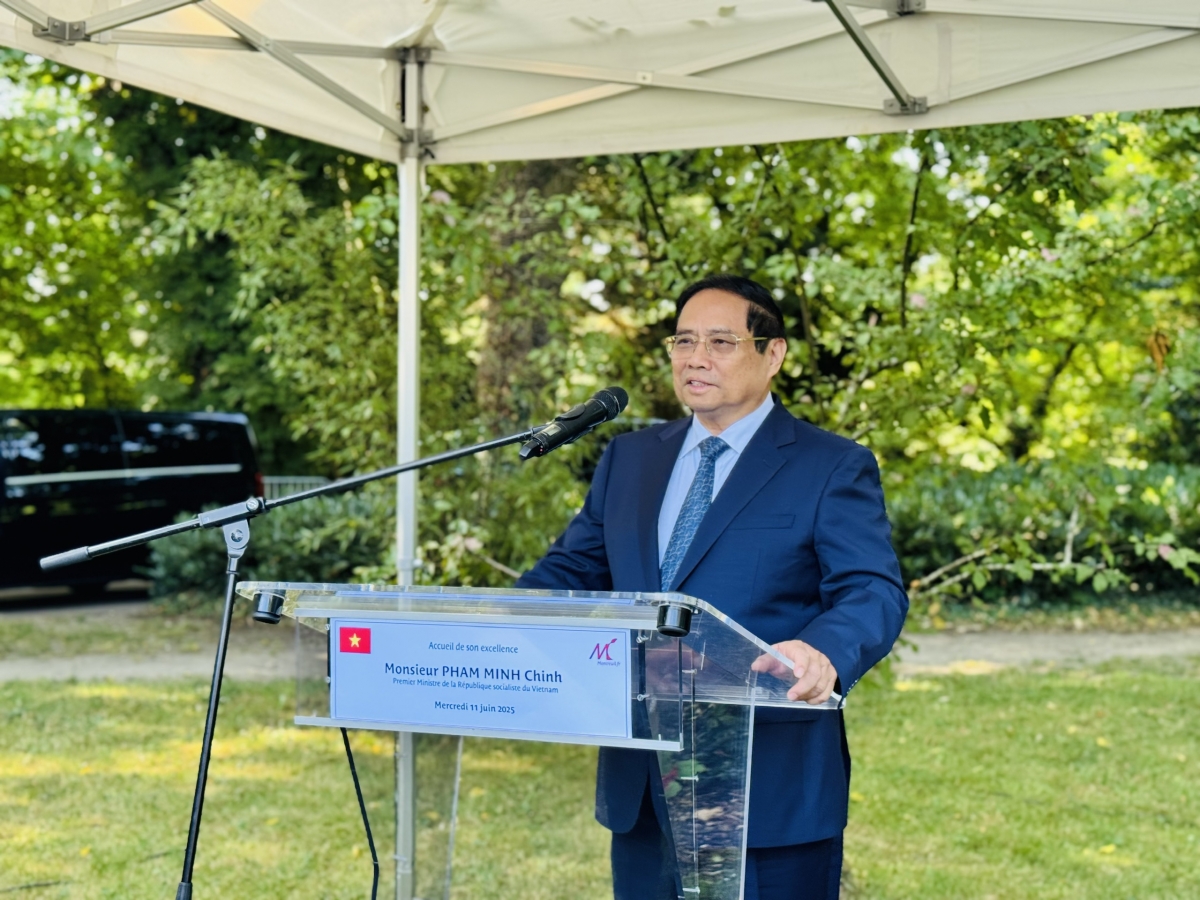Thủ tướng Phạm Minh Chính cảm ơn Chính phủ và nhân dân Pháp luôn luôn dành cho Việt Nam những tình cảm quý trọng, đặc biệt và luôn luôn cùng với Việt Nam trong phát triển, xây dựng đất nước.