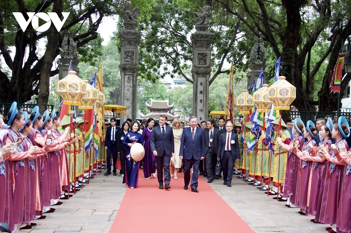 Báo chí truyền tải đầy đủ, kịp thời hoạt động đối ngoại của lãnh đạo Đảng và Nhà nước.