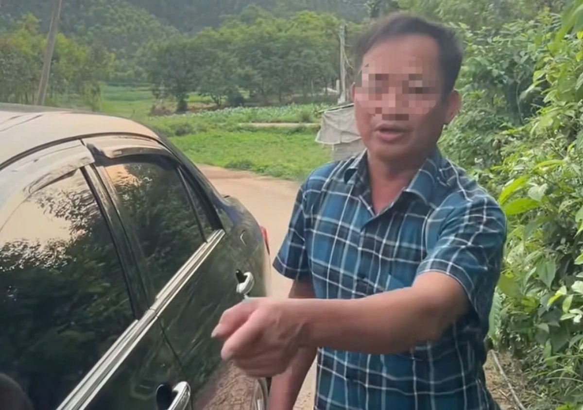 Vị cán bộ xã trong sự việc