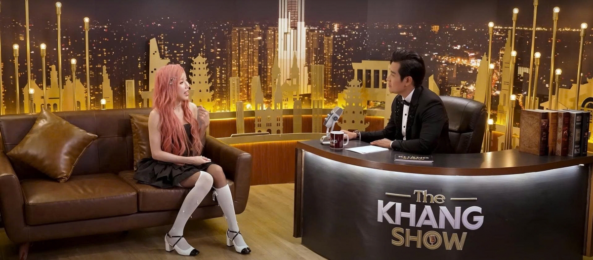 Trang Pháp là khách mời trong The Khang Show - chương trình do MC Nguyên Khang dẫn dắt (Ảnh chụp màn hình)
