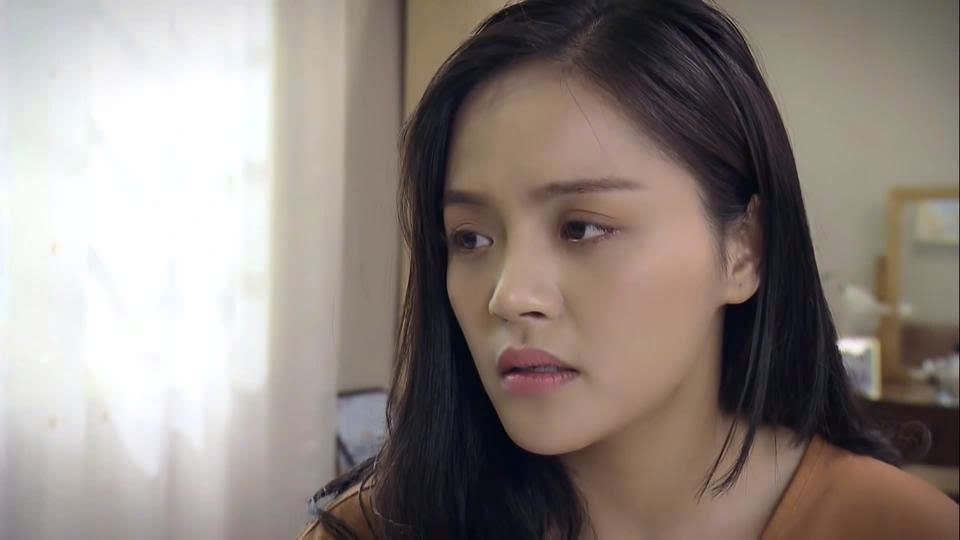Thu Quỳnh vào vai Huệ, chị cả trong gia đình, tính hiền lành. Cô trải qua một lần đổ vỡ hôn nhân, cuối cùng tìm được hạnh phúc bên Quốc (Tuấn Tú). Vai Huệ đánh dấu sự biến hóa của Thu Quỳnh sau thành công của nhân vật phản diện My Sói trong "Quỳnh búp bê". Vai Huệ giúp Thu Quỳnh đoạt giải Nữ diễn viên xuất sắc tại Liên hoan Truyền hình Toàn quốc lần thứ 39.