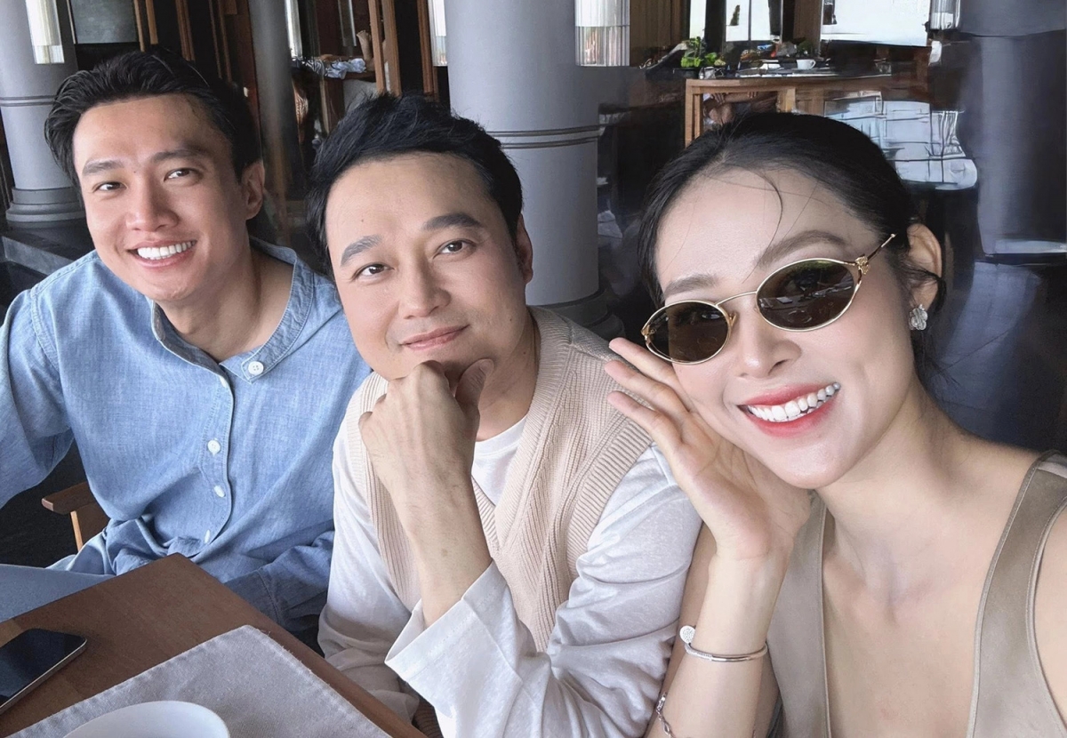 Diễn viên Diệp Bảo Ngọc cùng ca sĩ Quang Vinh và đàn anh Quốc Trường tận hưởng chuyến nghỉ dưỡng, ngắm cảnh đẹp vịnh Vĩnh Hy, Khánh Hòa.