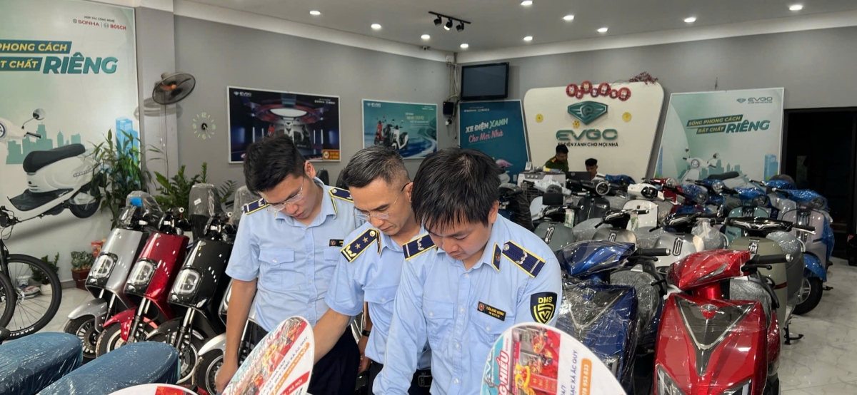 Vụ việc được chuyển cho Công an Hà Nội điều tra, xử lý.