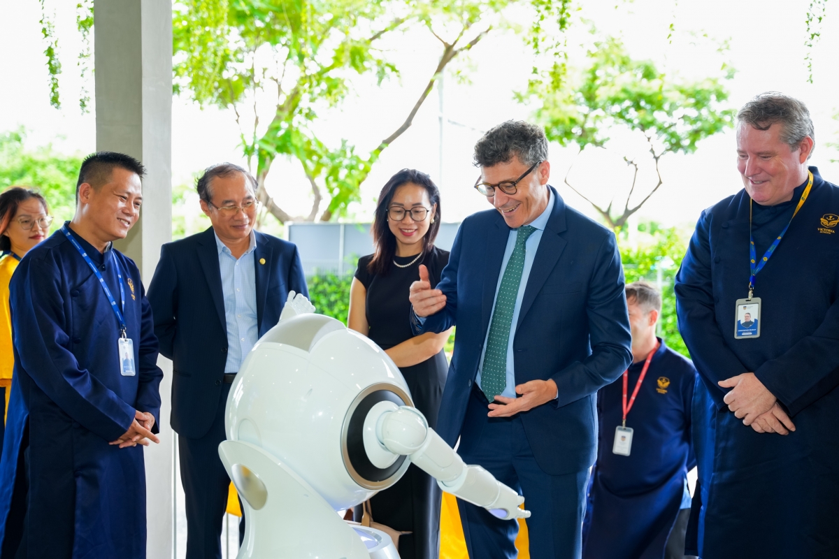 Chương trình AI nhân ái là một phần trong chiến lược chiến lược hợp tác của Victoria School và UNESCO trong dự án “Trường học Hạnh phúc” tại Việt Nam