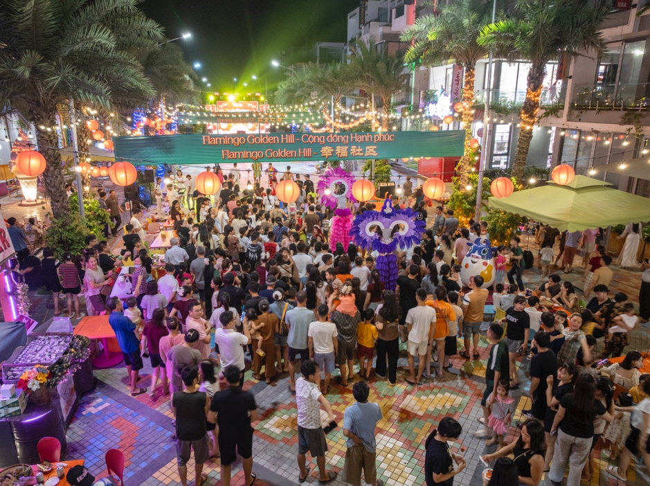 Khu đô thị Flamingo Golden Hill sôi động về đêm khi trở thành nơi lưu trú dài hạn của hàng trăm chuyên gia nước ngoài (Ảnh: CĐT)