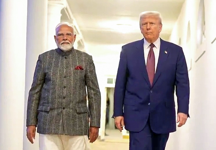 Thủ tướng Ấn Độ Narendra Modi và Tổng thống Mỹ Donald Trump tại cuộc gặp ở Nhà Trắng hôm 14/2. Ảnh: ANI