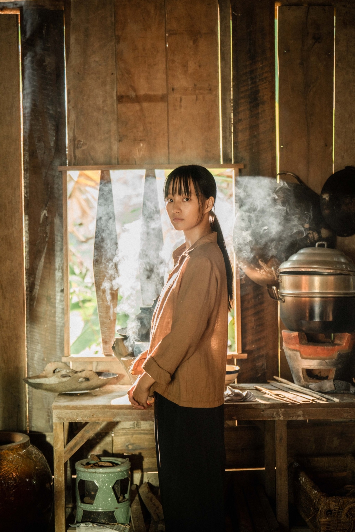 Phương Thanh vào vai Lan trong "Út Lan: Oán linh giữ của"