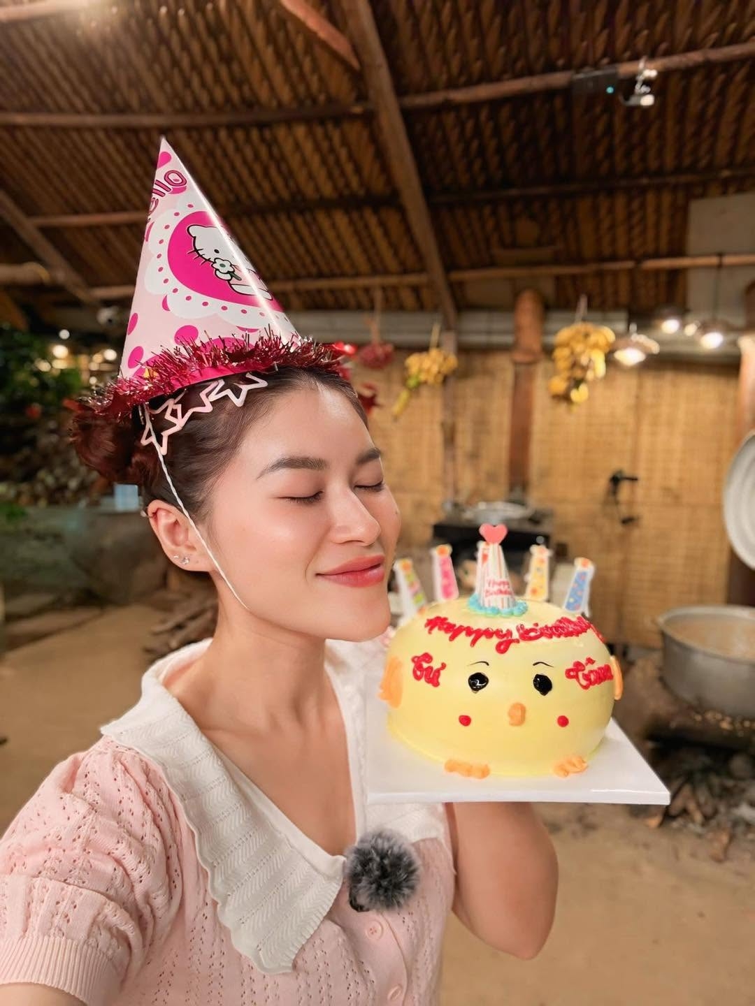 Ngọc Thanh Tâm đón tuổi mới với lời nhắn nhủ: “ Mong rằng mình sẽ luôn kiên cường, bền bỉ và đầy yêu thương như hiện tại”. (Nguồn: FBNV)