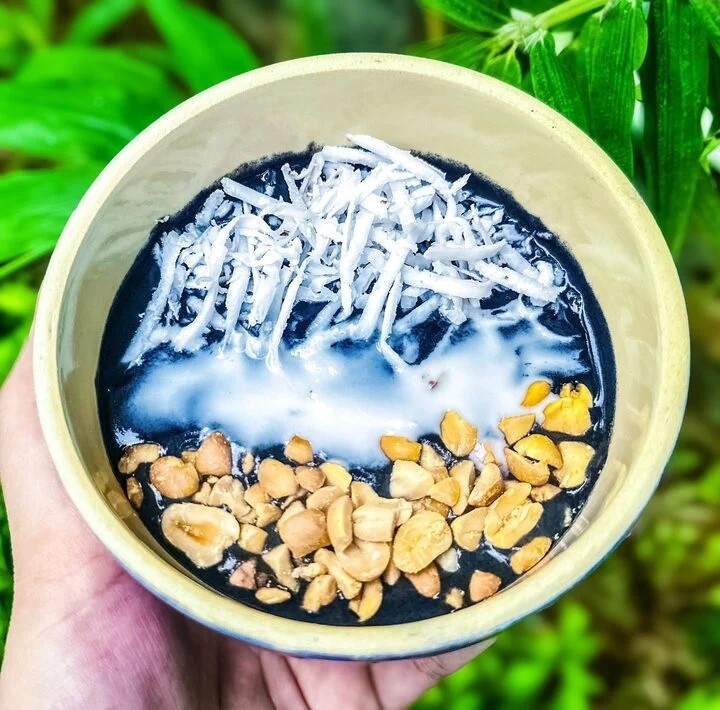 Chè mè đen ăn nóng hay lạnh đều ngon