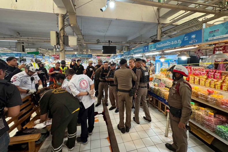 Lực lượng cảnh sát tại hiện trường vụ án. Nguồn: Bangkok Post