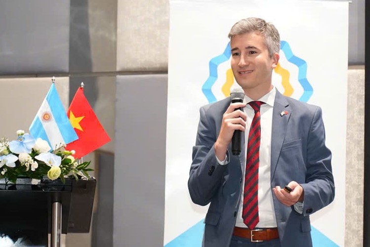 Ông Agustín Tejeda Rodriguez, Phó Quốc vụ khanh phụ trách thị trường nông sản và hội nhập quốc tế (Bộ Kinh tế Argentina)