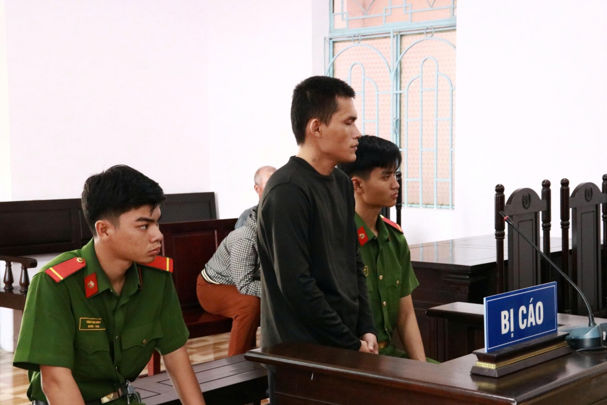 Bị cáo Dương Chấn Phát tại tòa