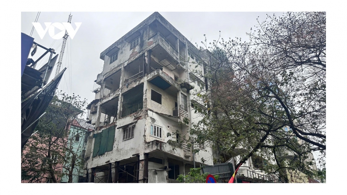 Chung cư 51 Huỳnh Thúc Kháng, quận Đống Đa được xếp vào diện nguy hiểm cấp độ D, dự án dự kiến cải tạo và xây trong quý 2 năm nay và hoàn thành trong năm 2027