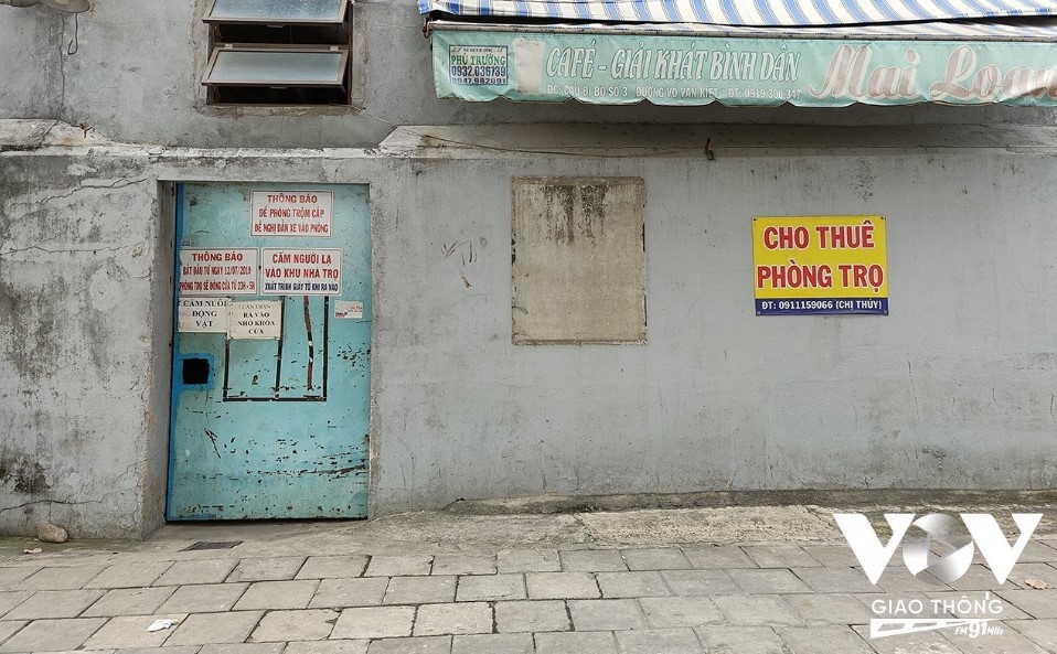 Với nhiều người thuê nhà, tiền cọc không chỉ là ràng buộc tài chính, mà còn là bài học đắt giá về sự cảnh giác và hiểu biết pháp lý trong giao dịch dân sự