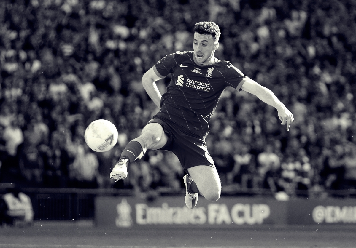 Diogo Jota qua đời vì tai nạn xe hơi.