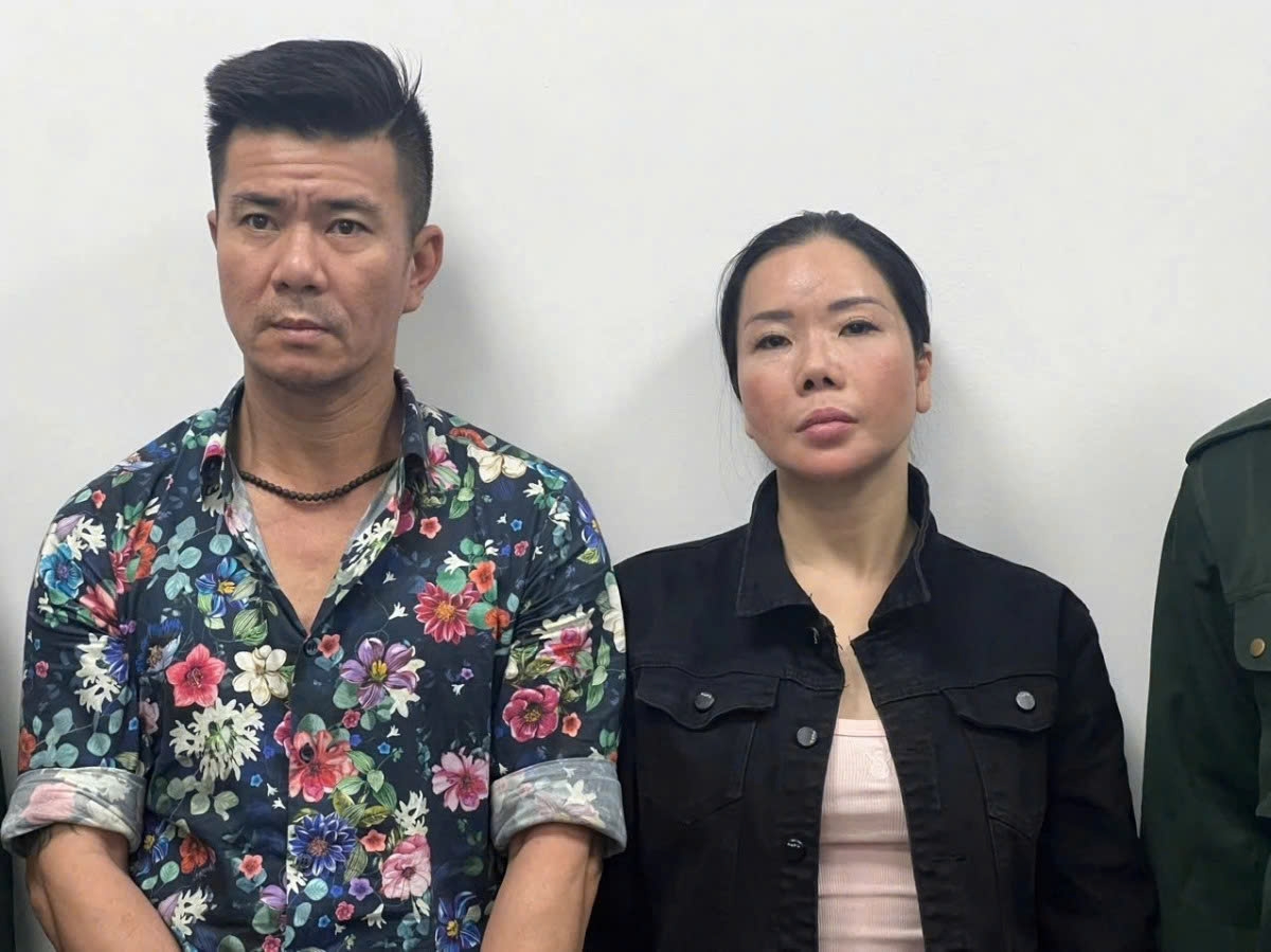 Lê Văn Đông (trái) và Nguyễn Thị Mai Anh.