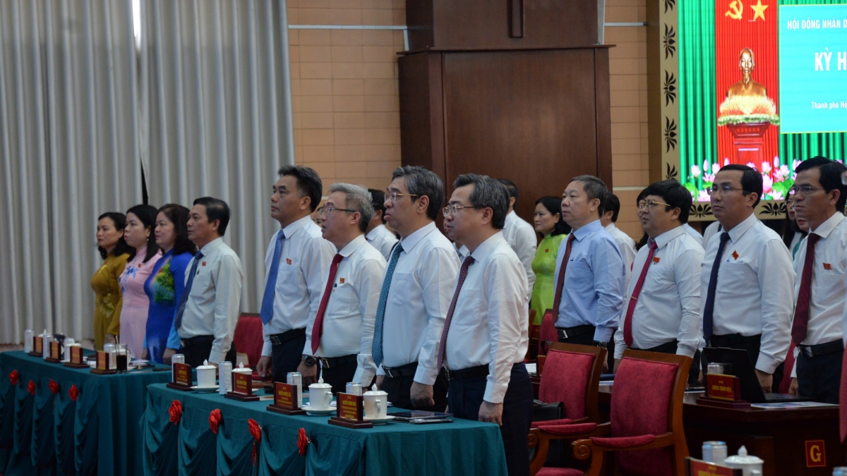 Tham dự có Phó Bí thư Thường trực Thành ủy TP.HCM (ảnh Hà Khánh)