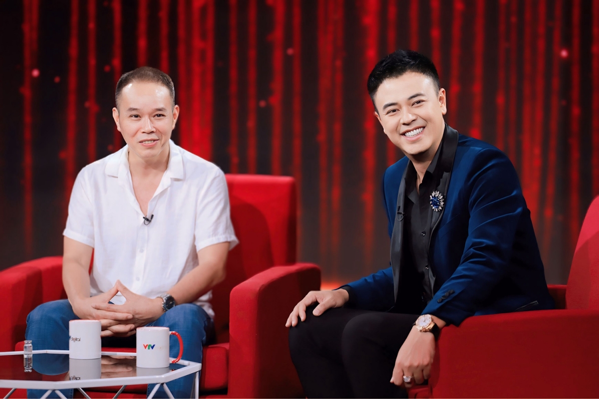 MC Tuấn Tú và đạo diễn Bùi Tuấn Dũng trong chương trình Cine7 – Ký ức phim Việt