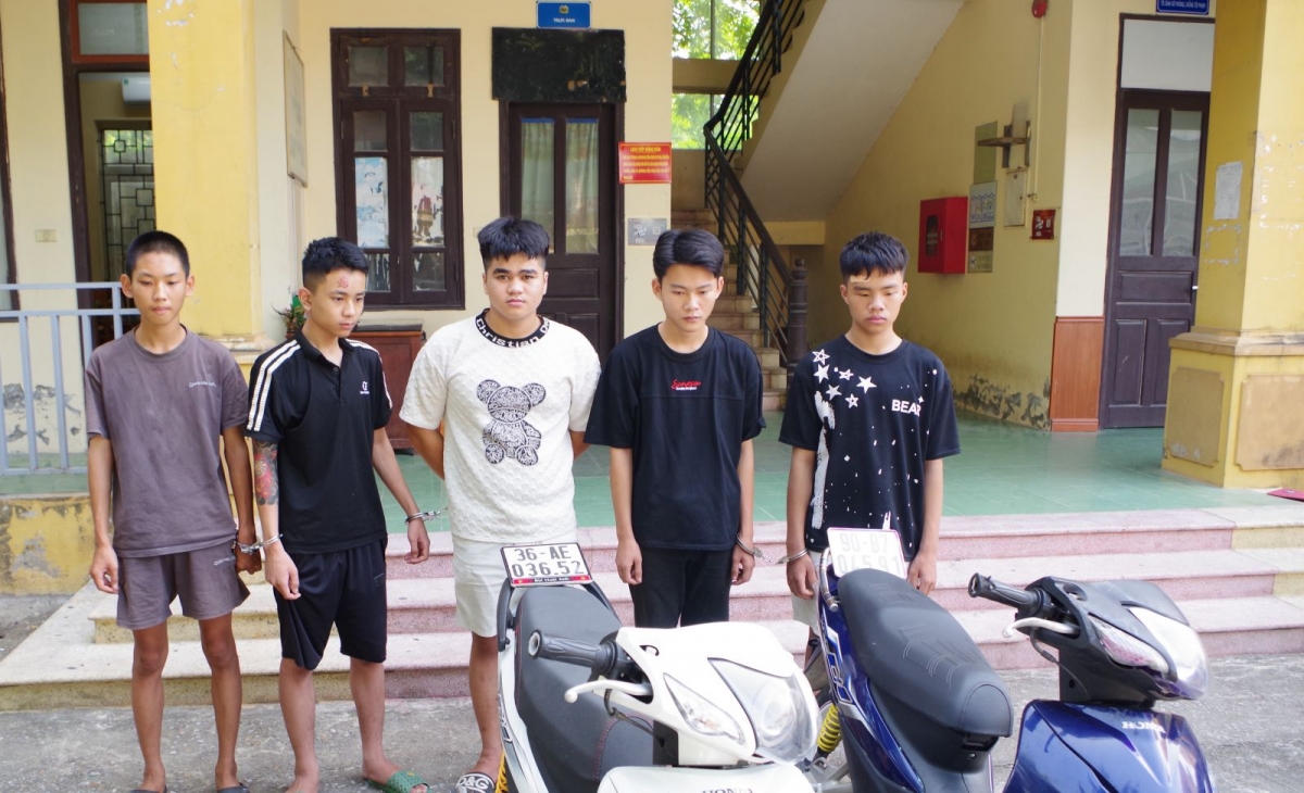 Các đối tượng cùng tạng vật vụ án