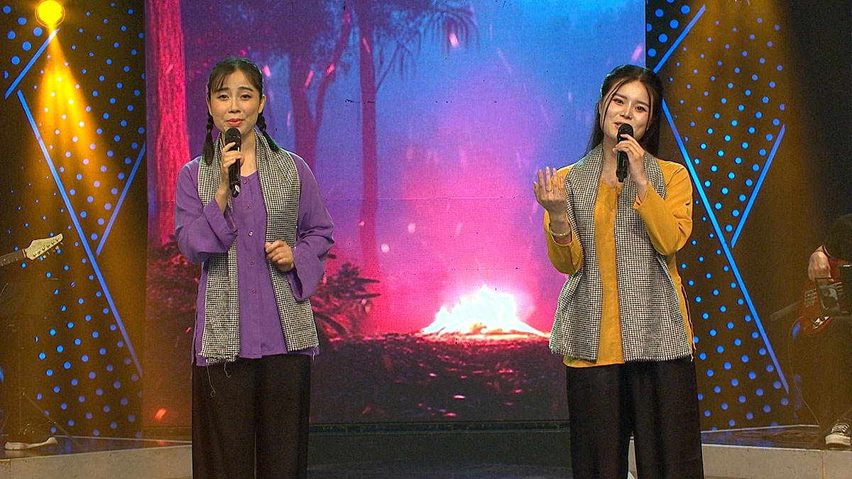 Chương trình lần này gồm 80 ca khúc cách mạng tiêu biểu với mong muốn vinh danh 80 năm non sông gấm vóc.