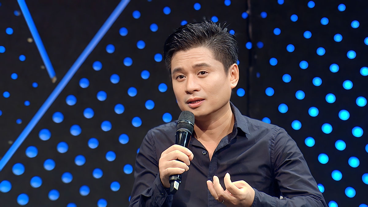 NSND Tấn Minh là thành viên hội đồng cố vấn nghệ thuật của chương trình.