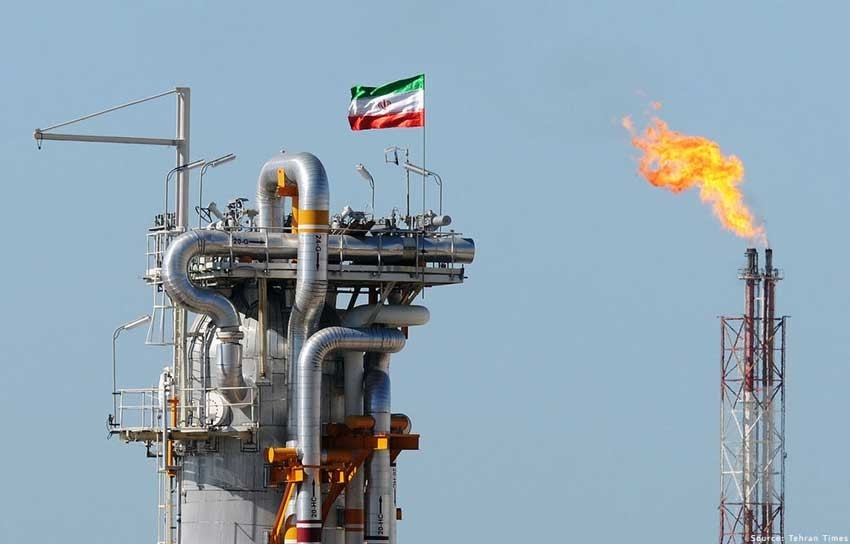 Một mỏ khai thác dầu tại Iran (Ảnh: Tehran Times)